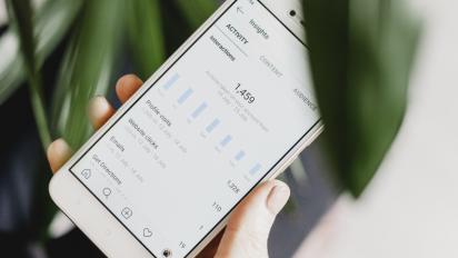 Person holding a cellphone